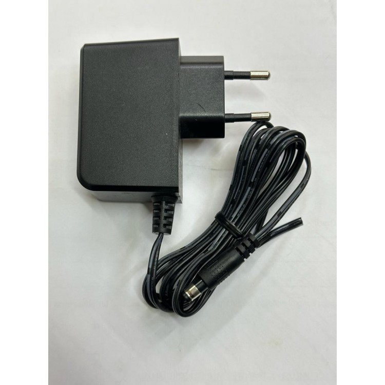 12 volt 1.5 amper adaptör 12 volt standart uçlu adaptör 12 volt 1.5 amper 5.5 mm 2.5 mm adaptör