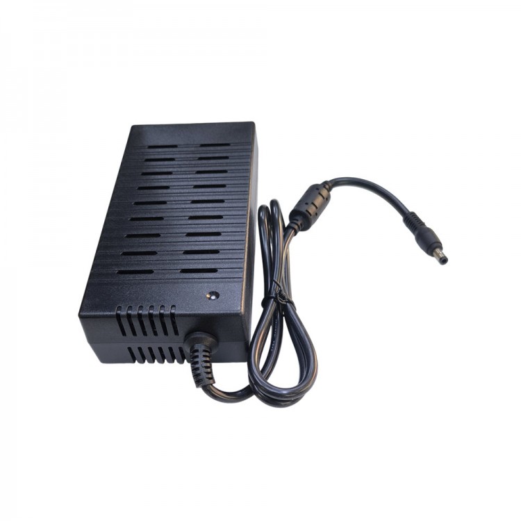 12v 15A adaptör Standart uçlu 5.5x2.5 mm adaptör