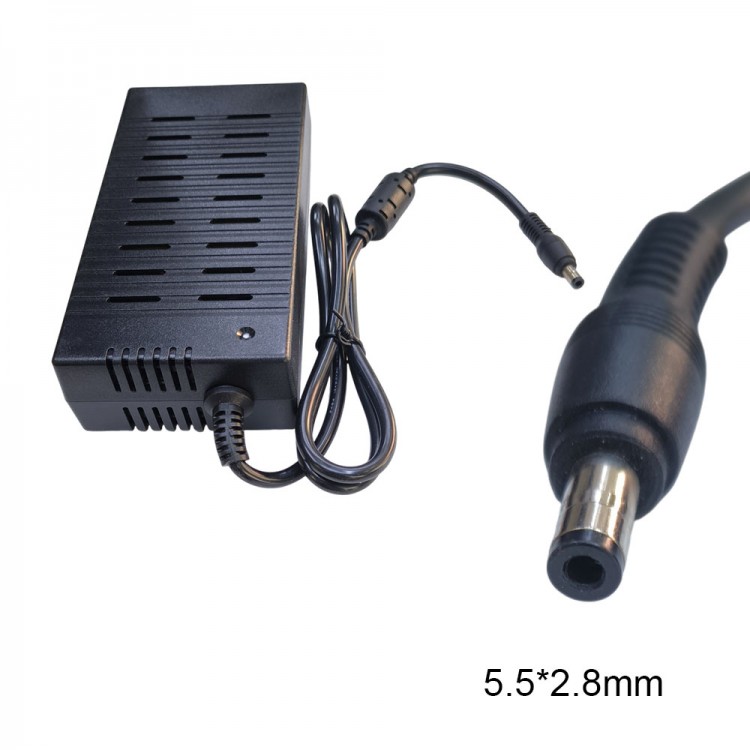 12v 15A adaptör Standart uçlu 5.5x2.5 mm adaptör 12v 15A adaptör Standart uçlu 5.5x2.5 mm adaptör