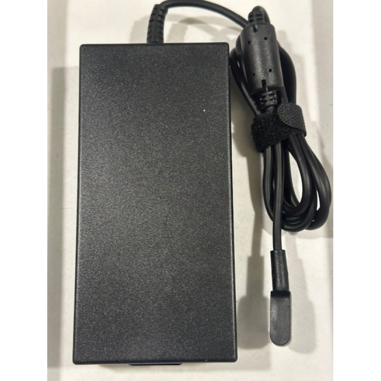19.5 volt 11.8 amper 5.5 mm 1.7 mm acer uyumlu notebook adaptör 230 watt acer uyumlu adaptör 19.5 volt 11.8 amper 5.5 mm 1.7 mm acer uyumlu notebook adaptör 230 watt acer uyumlu adaptör