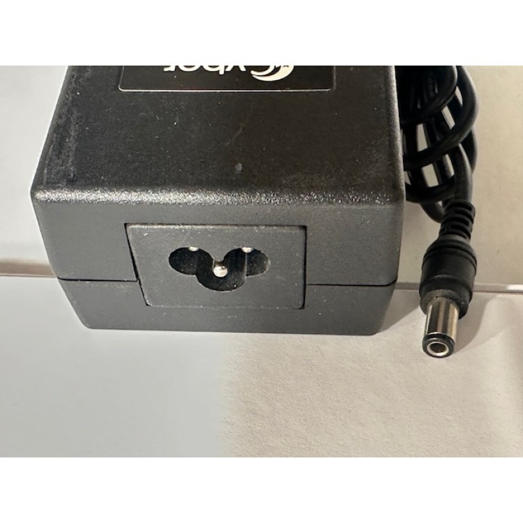 19 volt 6.3 amper adaptör 19 volt 6.3 amper 6.3 mm 3.0 mm adaptör 19 volt 6.3 amper adaptör 19 volt 6.3 amper 6.3 mm 3.0 mm adaptör