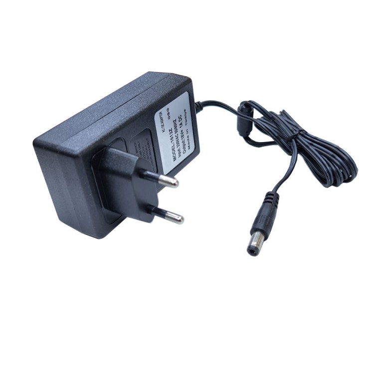 18v 1A AC-DC adaptör standart uç girişli 5.5mm*2.5mm adaptör 18v 1A AC-DC adaptör standart uç girişli 5.5mm*2.5mm adaptör
