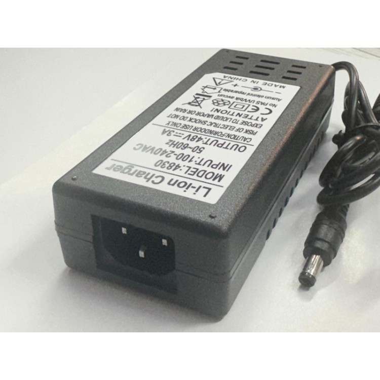48 volt 3 amper adaptör 48 volt 5.5 mm 2.5 mm adaptör 48 volt 3 amper adaptör 48 volt 5.5 mm 2.5 mm adaptör