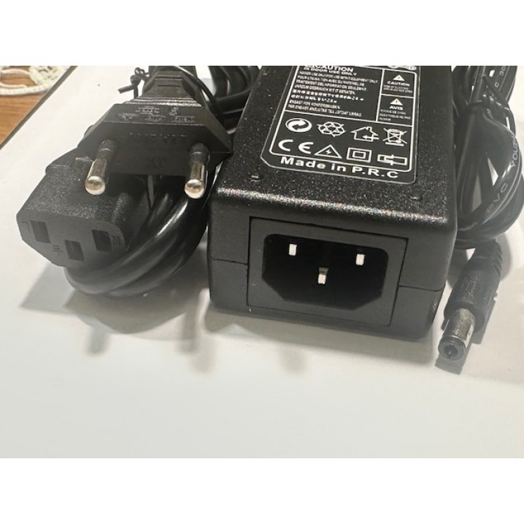 5 vollt 2 amper adaptör 5 volt 2 amper 5.5 mm 2.5 mm adaptör