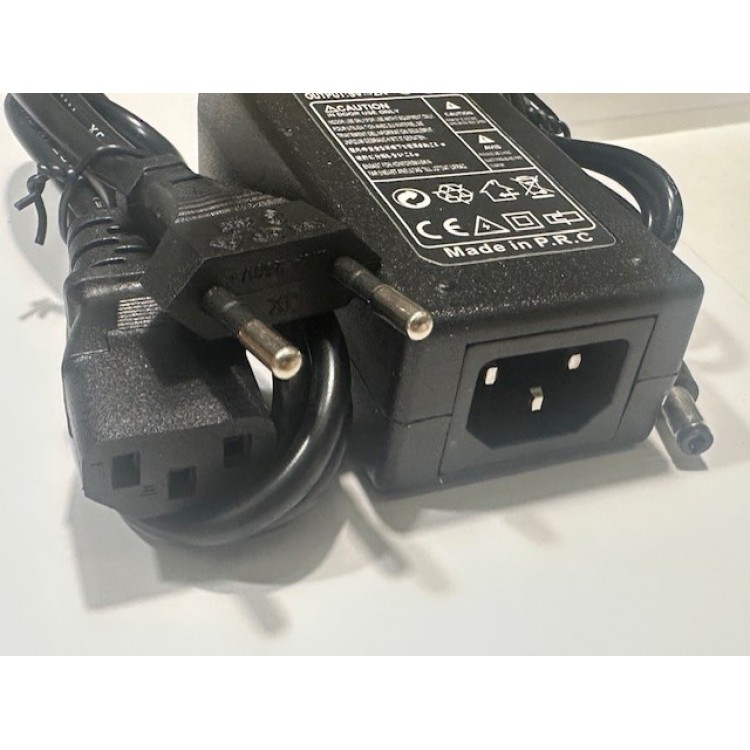 5 vollt 2 amper adaptör 5 volt 2 amper 5.5 mm 2.5 mm adaptör