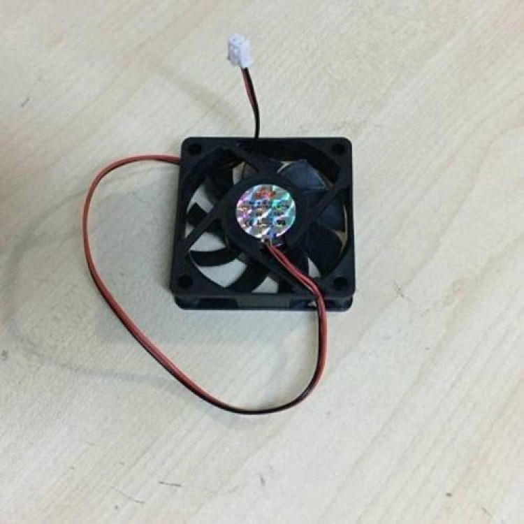 7 cm 5 volt fan 5 volt 7 cm fan 70x70x15mm