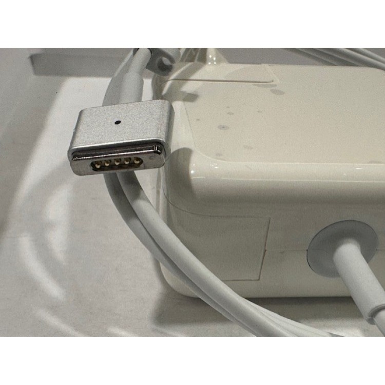 Macbook uyumlu T uçlu 14.85 volt 3.05 amper magsafe2 adaptör 45 watt magsafe2 adaptör